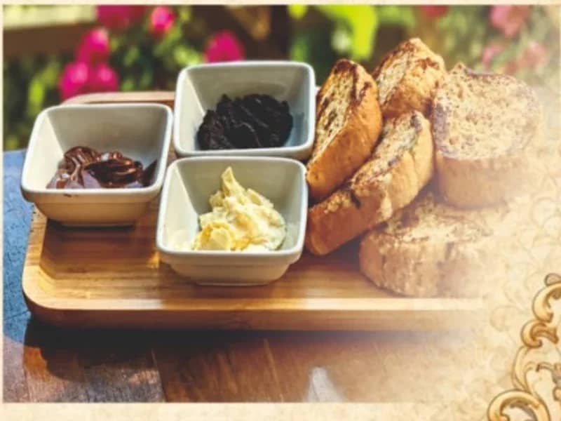 Egg Bread Plate product image